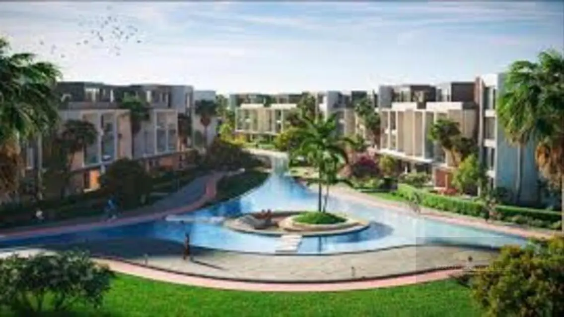 villa next new Giza in palm hills inst. over 8yrs
