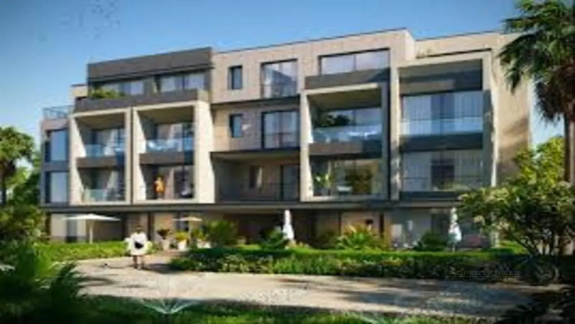 villa next new Giza in palm hills inst. over 8yrs