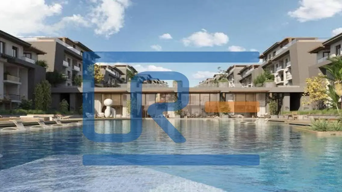 Chalet 2nd Row Resale in direction white sea view