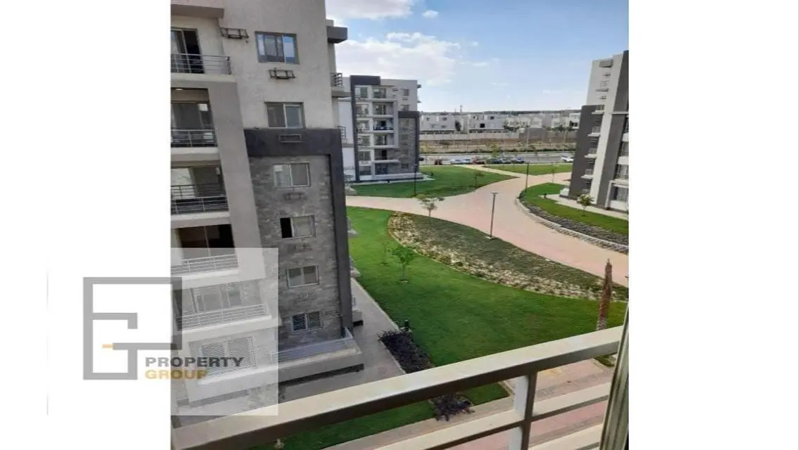 Luxury 3-Bedroom Apartment in the Heart of the City