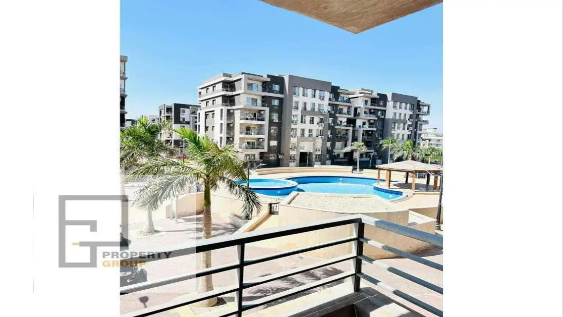 Luxury 3-Bedroom Apartment in the Heart of the City