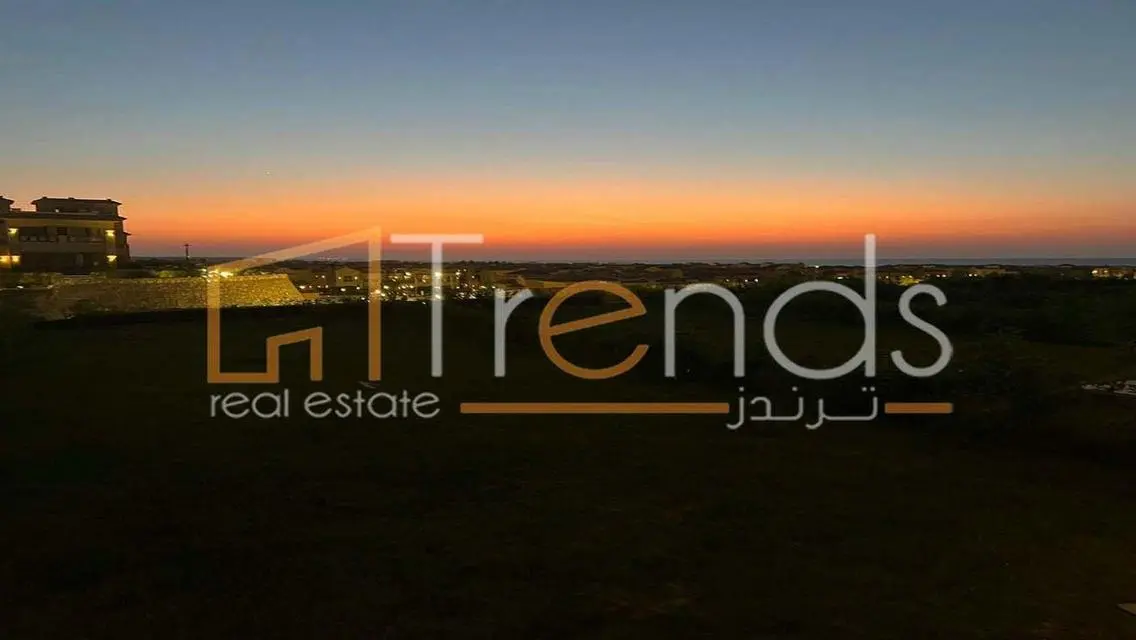 توين هاوس في لافيستا باى ايست يطل على البحر