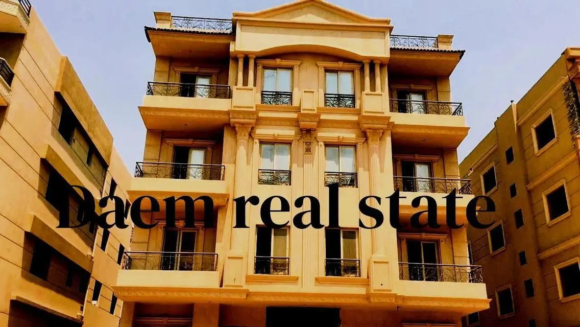 عمارة للبيع الأندلس-دبل فيس على حديقة-موقع مميز جد