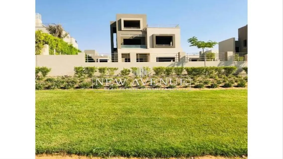 Twin house ready to move in Palm hills new Cairo
