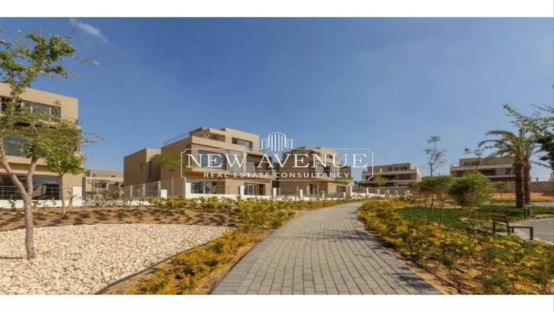 Twin house ready to move in Palm hills new Cairo