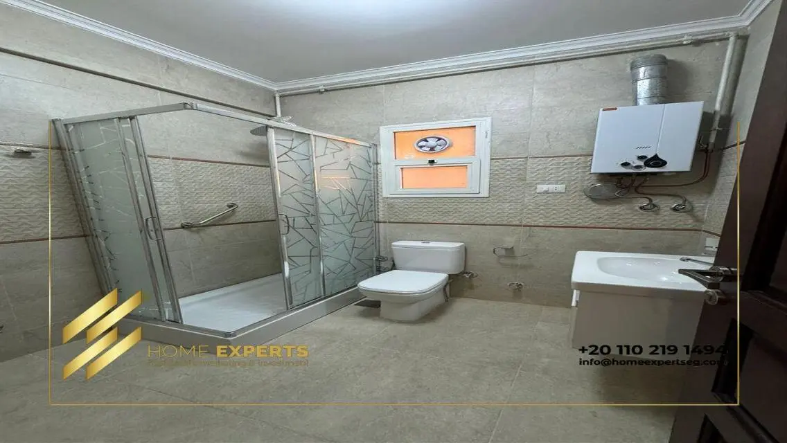 Apartment with appliances for rent in Hyde Park
