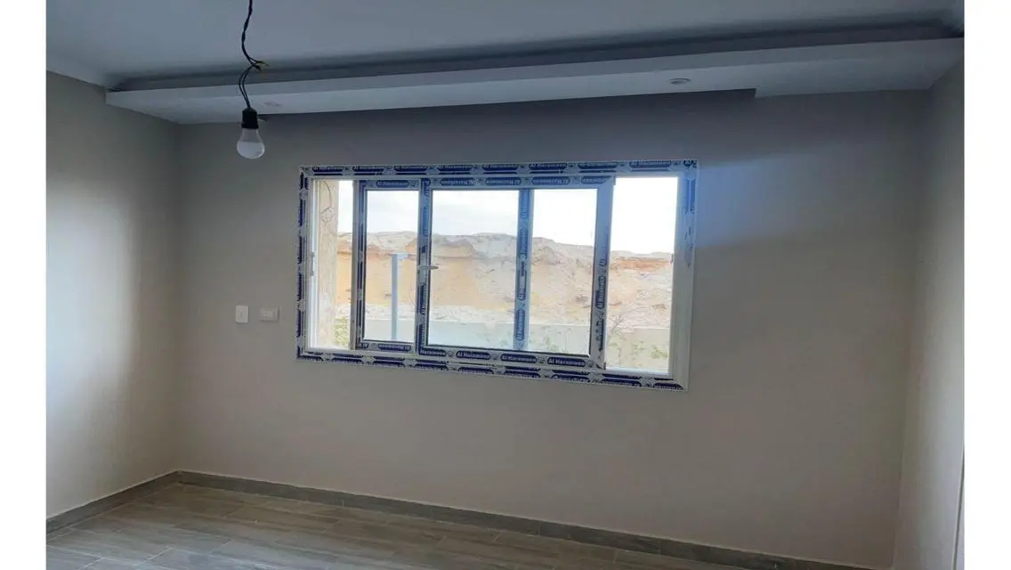 شقه للايجار في كمبوند ذا سكوير