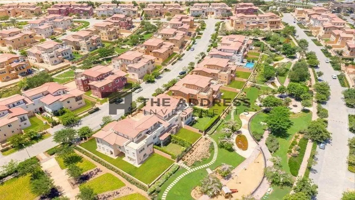 villa + garden + pool installment 8 years 10%DP