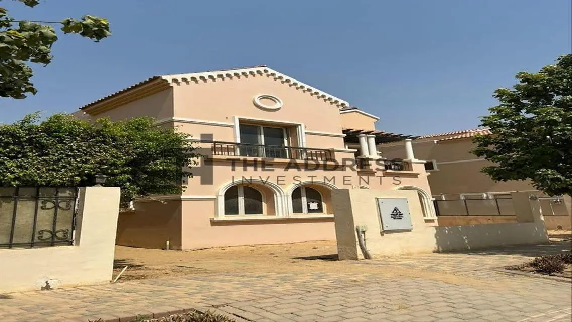 villa + garden + pool installment 8 years 10%DP