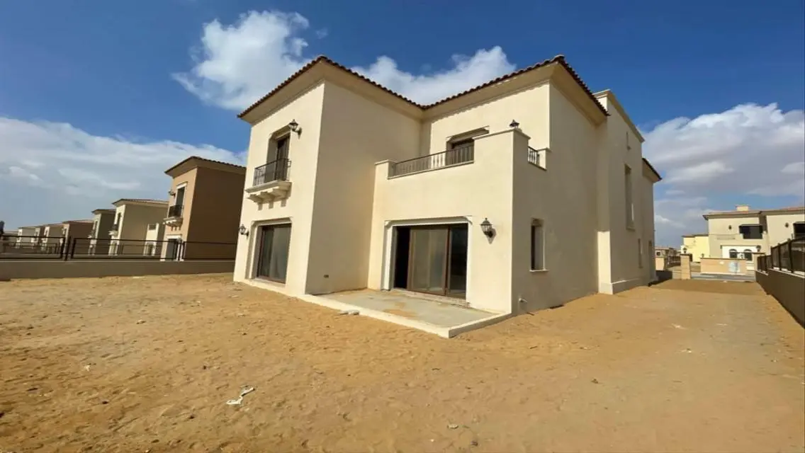 Under Market Price Villa Resale 455m in City Gate
