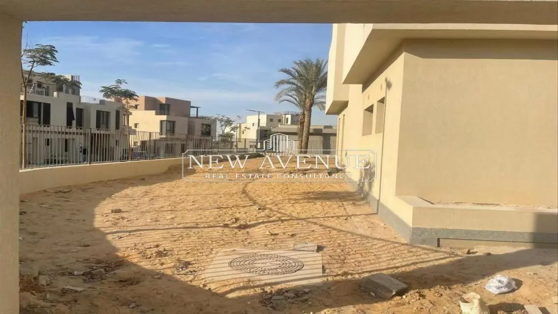 Twinhouse prime location bahary semi finished