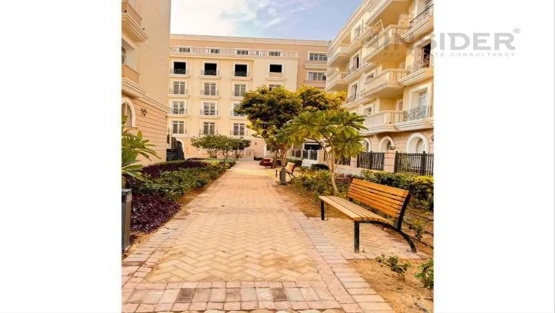 Ground apt furnished high end furniture for rent