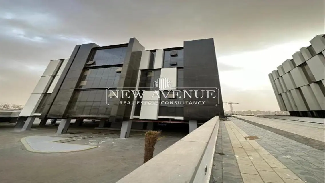 Fully Finished Office 65 Sq.m | rent |at Hyde Park