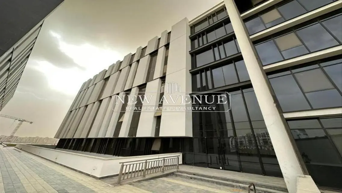 Fully Finished Office 65 Sq.m | rent |at Hyde Park