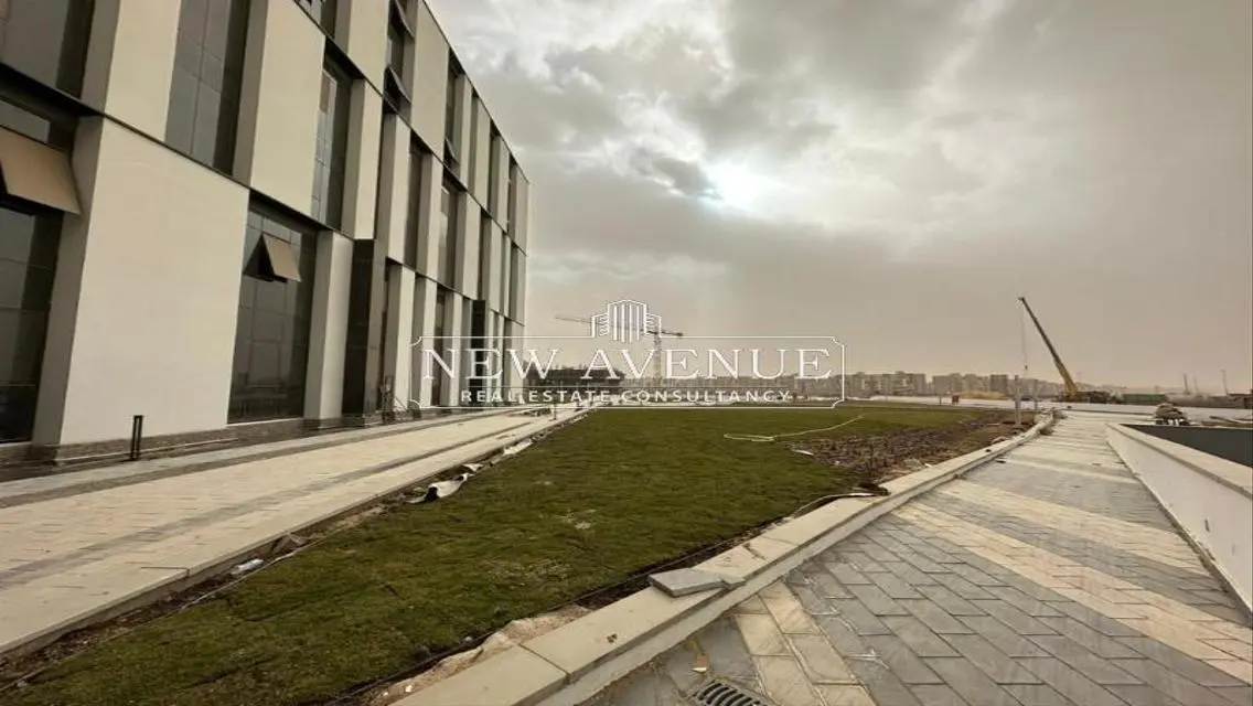 Fully Finished Office 65 Sq.m | rent |at Hyde Park