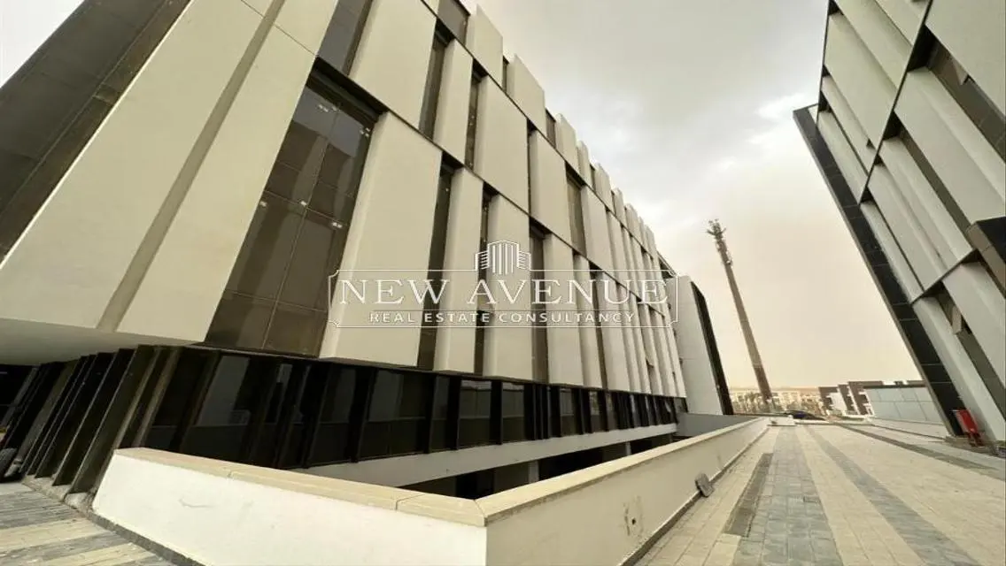 Fully Finished Office 65 Sq.m | rent |at Hyde Park