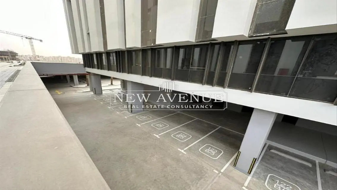 Fully Finished Office 65 Sq.m | rent |at Hyde Park