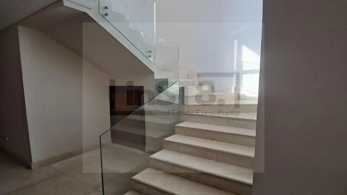 Luxury Villa for Sale with 165 Meters in a Prime Residential Area