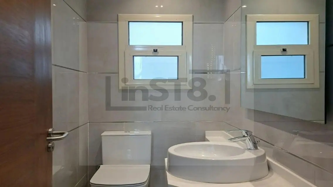 Luxury Villa for Sale with 165 Meters in a Prime Residential Area