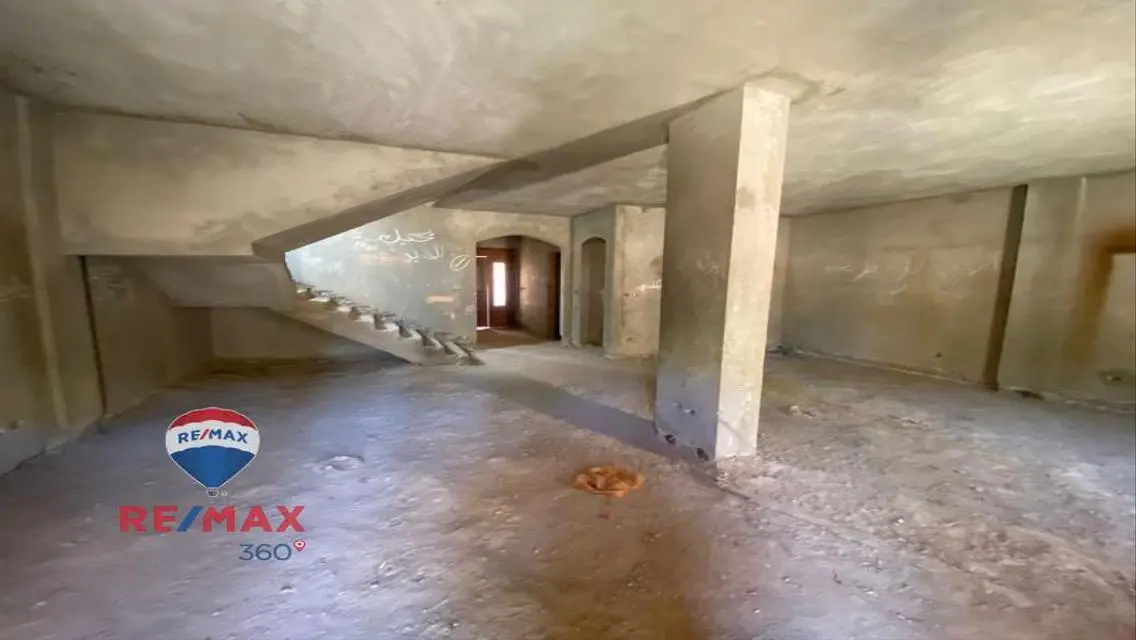 فيلا للبيع بموقع رائع كمبوند طيبه بجوار بوينت 90,,