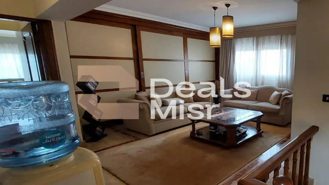 Luxury Apartment for Sale with Lake Views