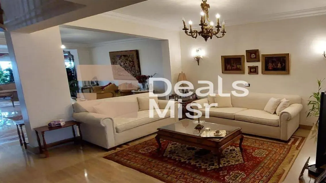 Luxury Apartment for Sale with Lake Views