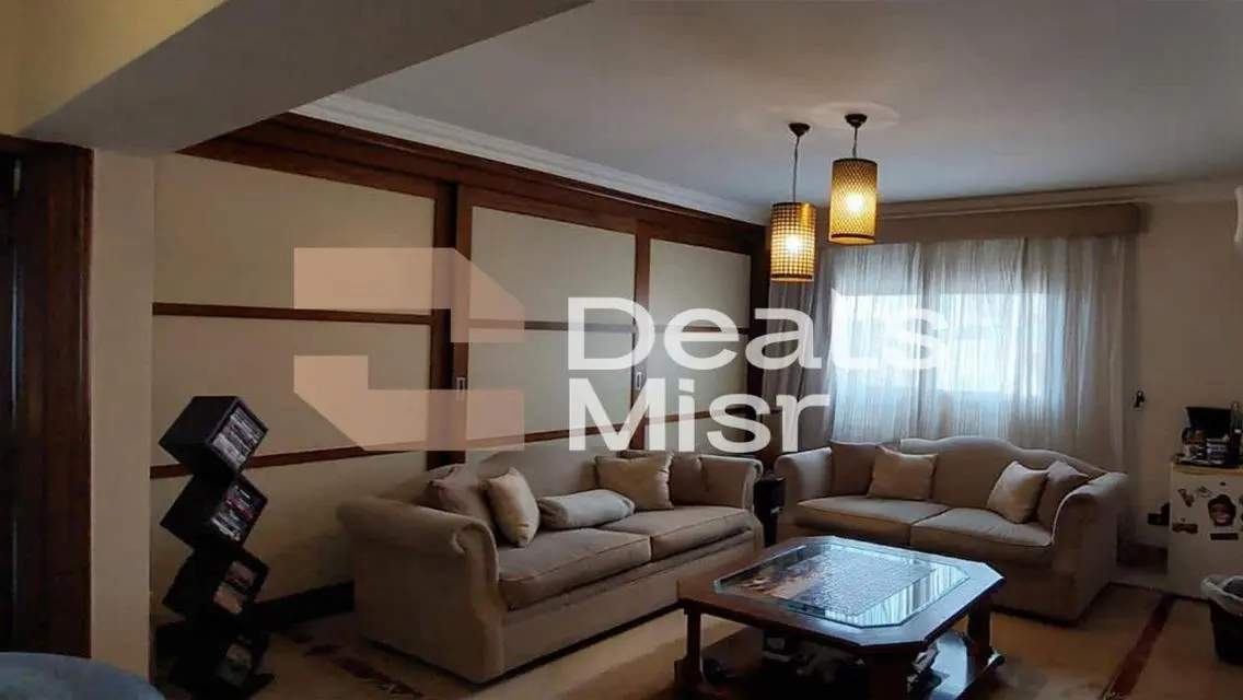 Luxury Apartment for Sale with Lake Views