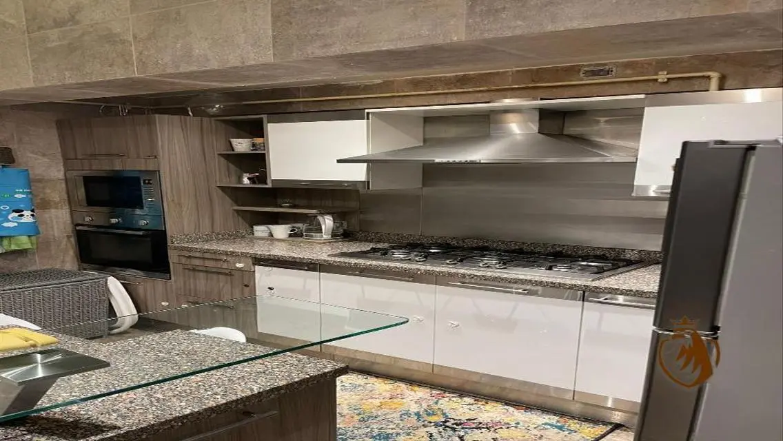 للبيـع 250 م بالـرحــاب 2 تشـطـيبـات خــاصـــة
