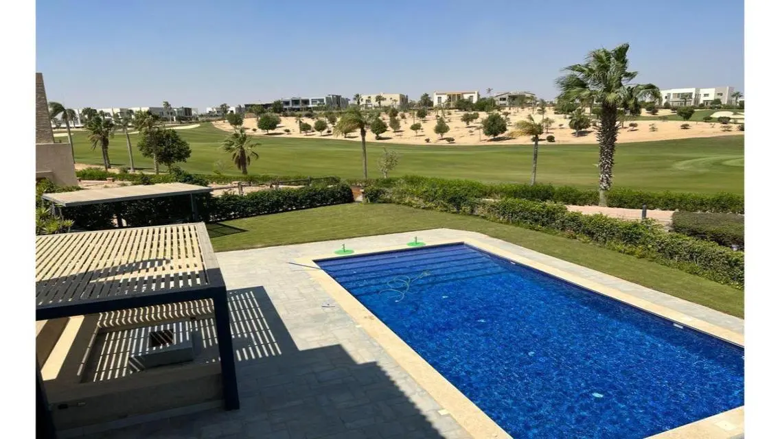 فيلا للايجار مفروشه فى اليجريا