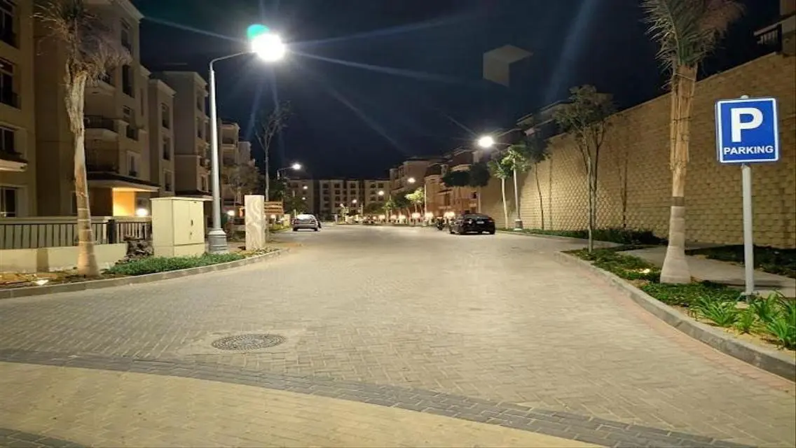 شقة فاخرة للبيع في MNHD