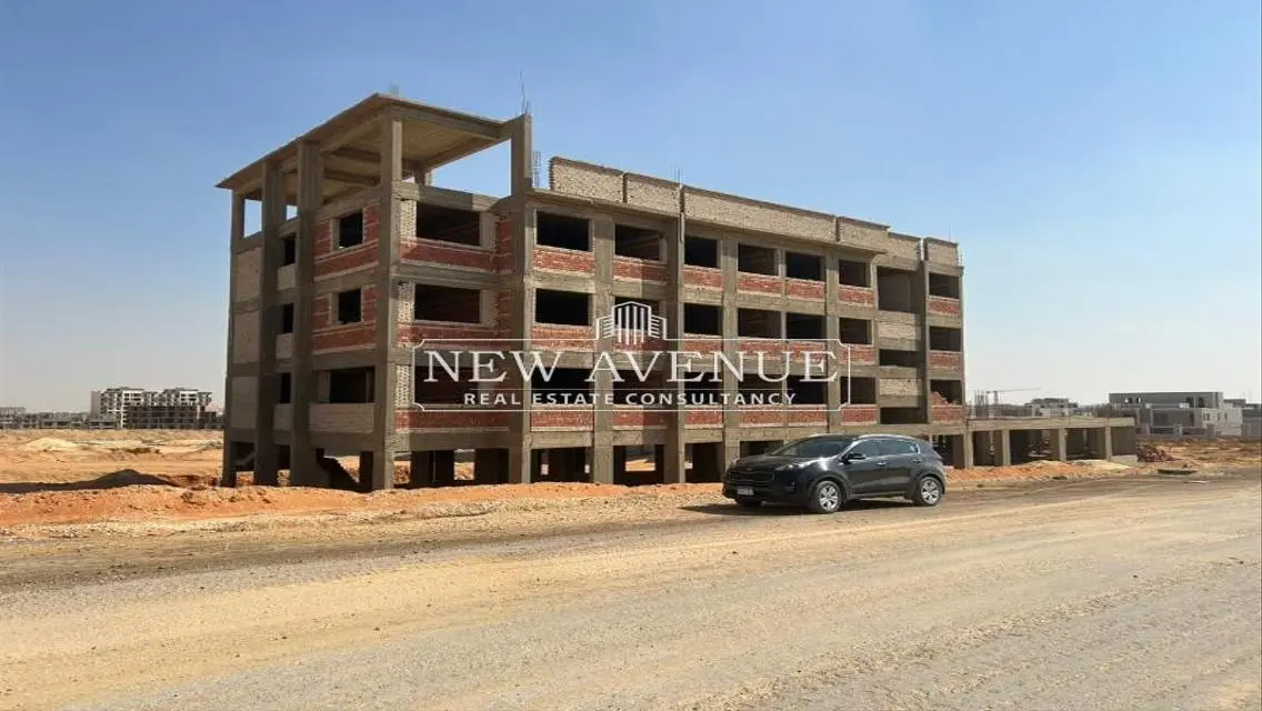 International School For sale at  R7 New Capital