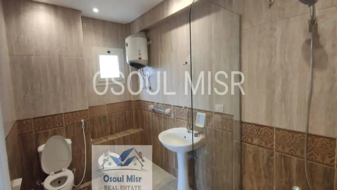 Villa for rent in Royal City Compound