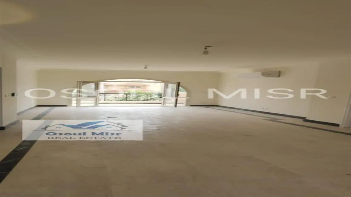 Villa for rent in Royal City Compound