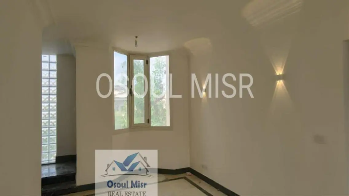 Villa for rent in Royal City Compound