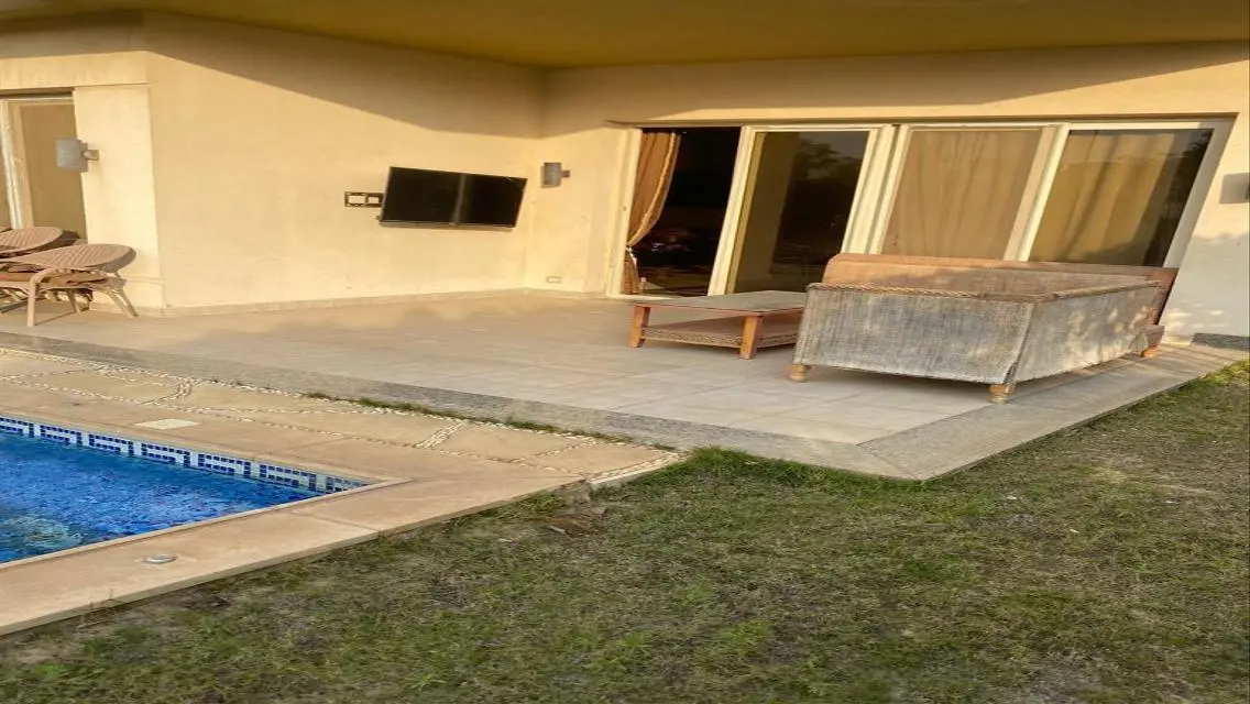 For sale villa in Grand Heights