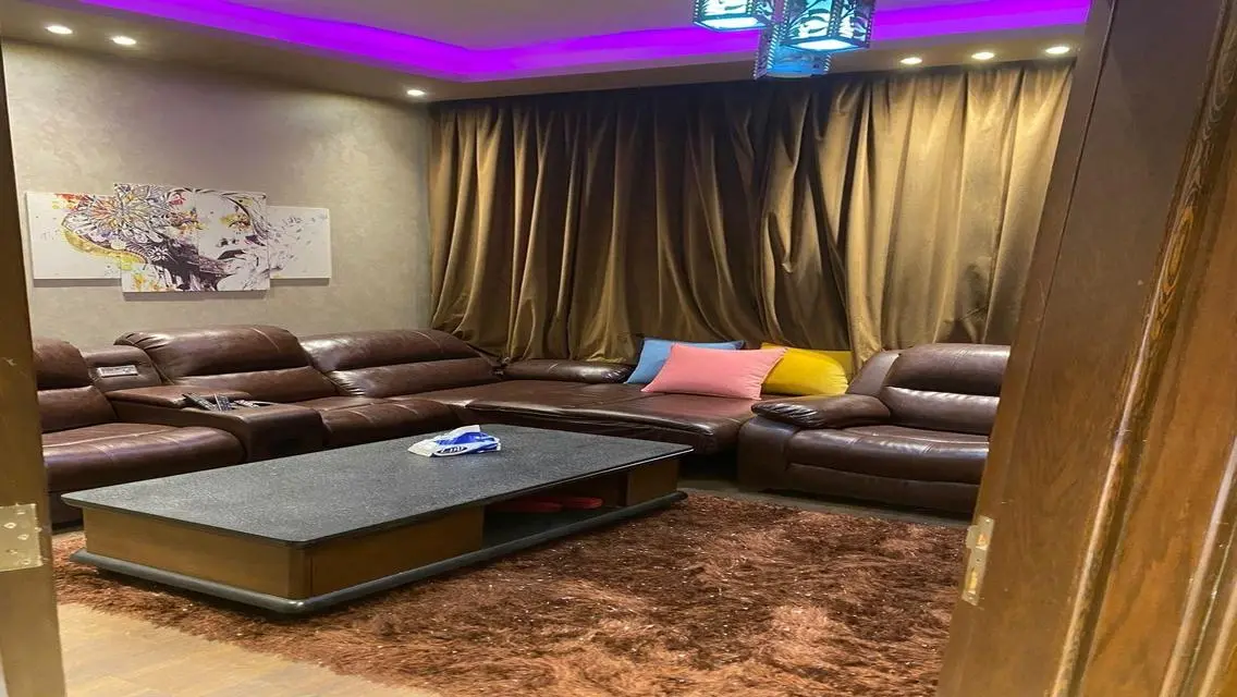 For sale villa in Grand Heights