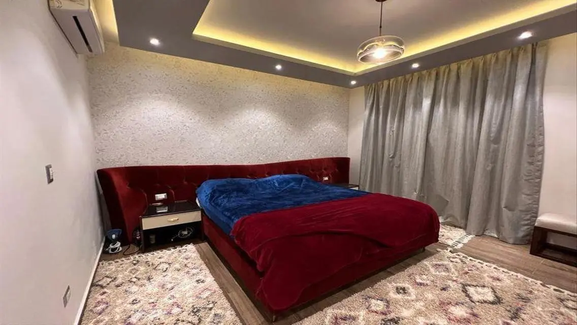 Ultra modern furnished apartment, first residence