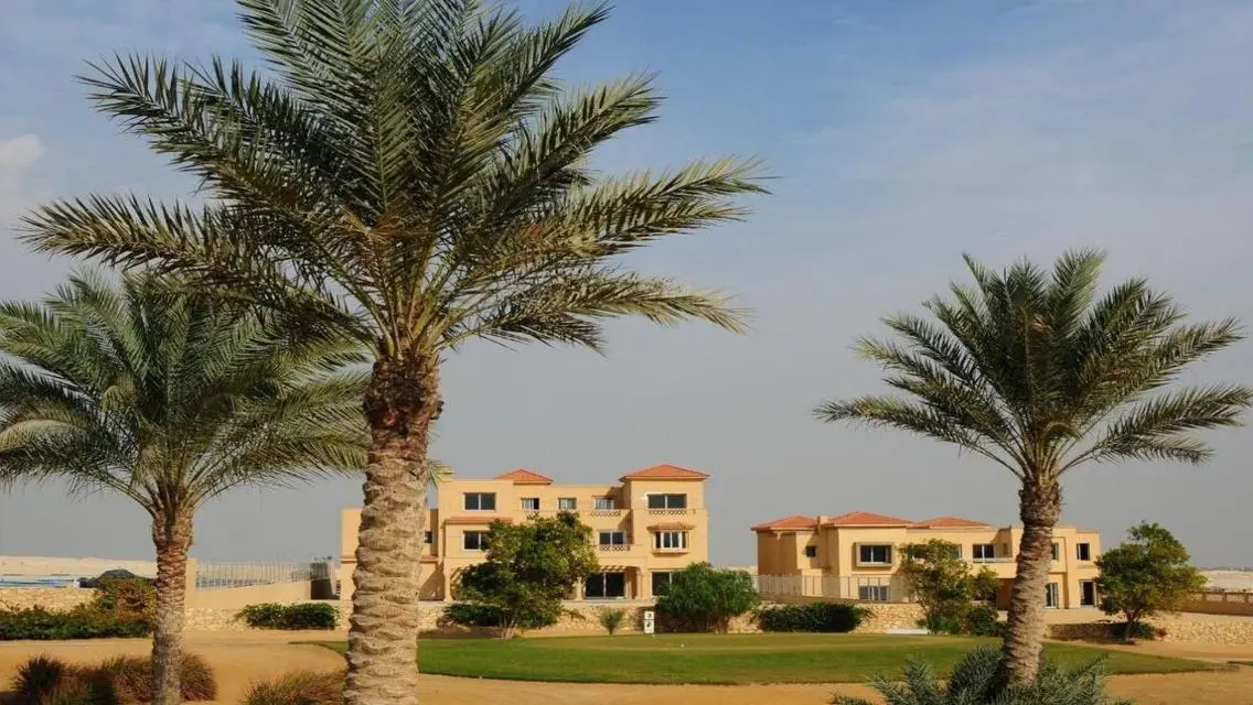 اخر فيلا 1184م فورى من بالم هيلز بجوار نيو جيزه.