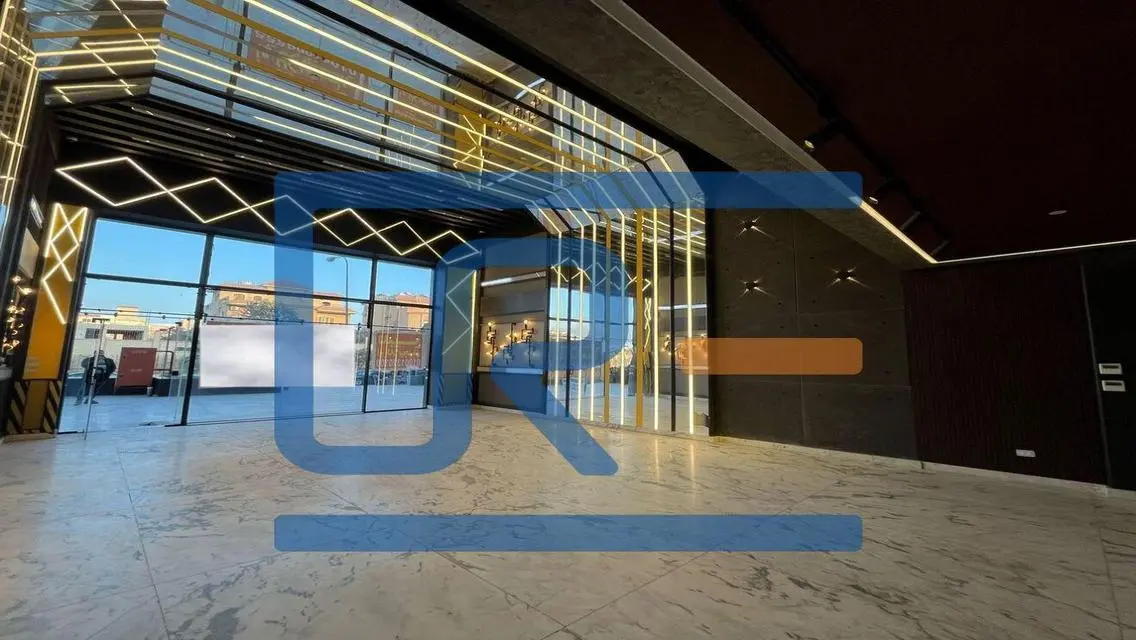 Fully Finished Shop for rent At Palladium Mall