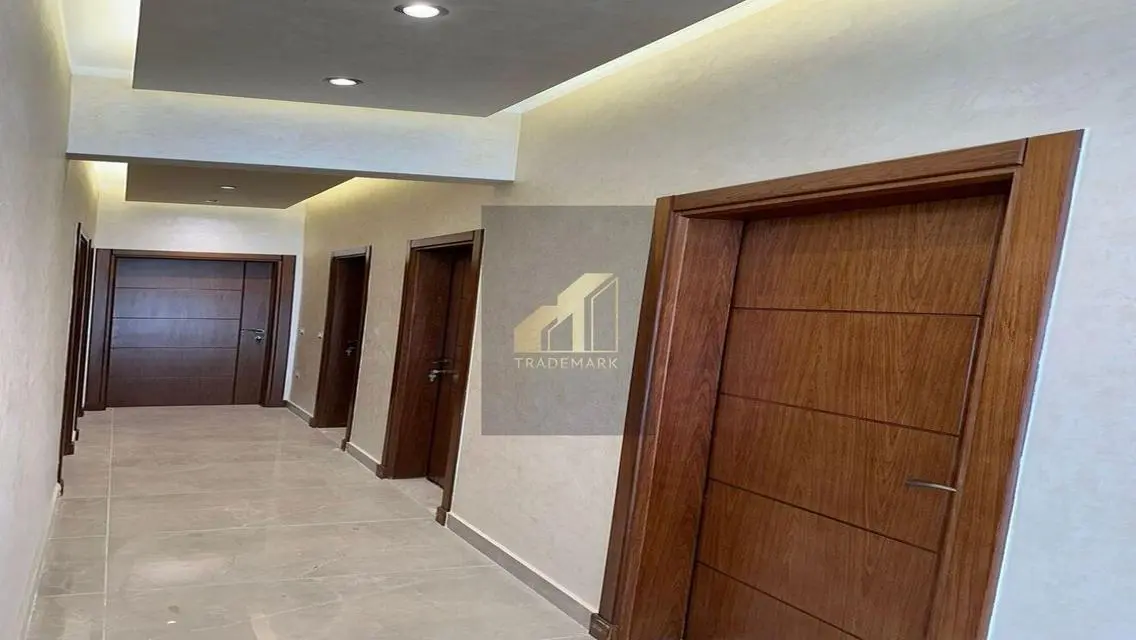 apartment fully furnished prime location first use
