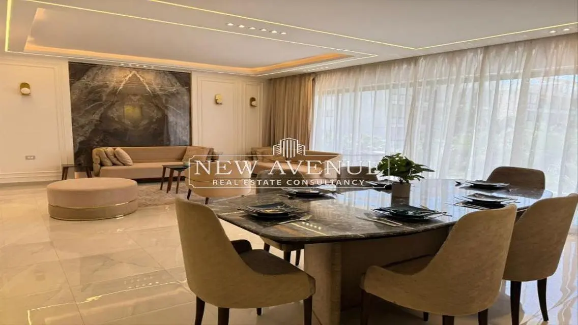 Luxurious 3-Bedroom Apartment in the Heart of the City