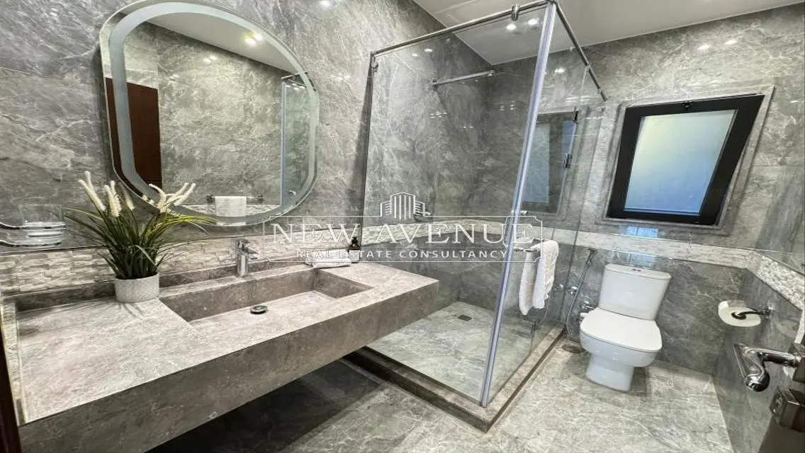 Luxurious 3-Bedroom Apartment in the Heart of the City
