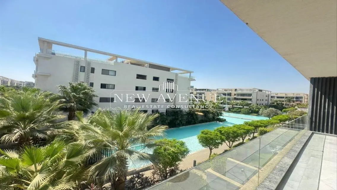 Luxurious 3-Bedroom Apartment in the Heart of the City