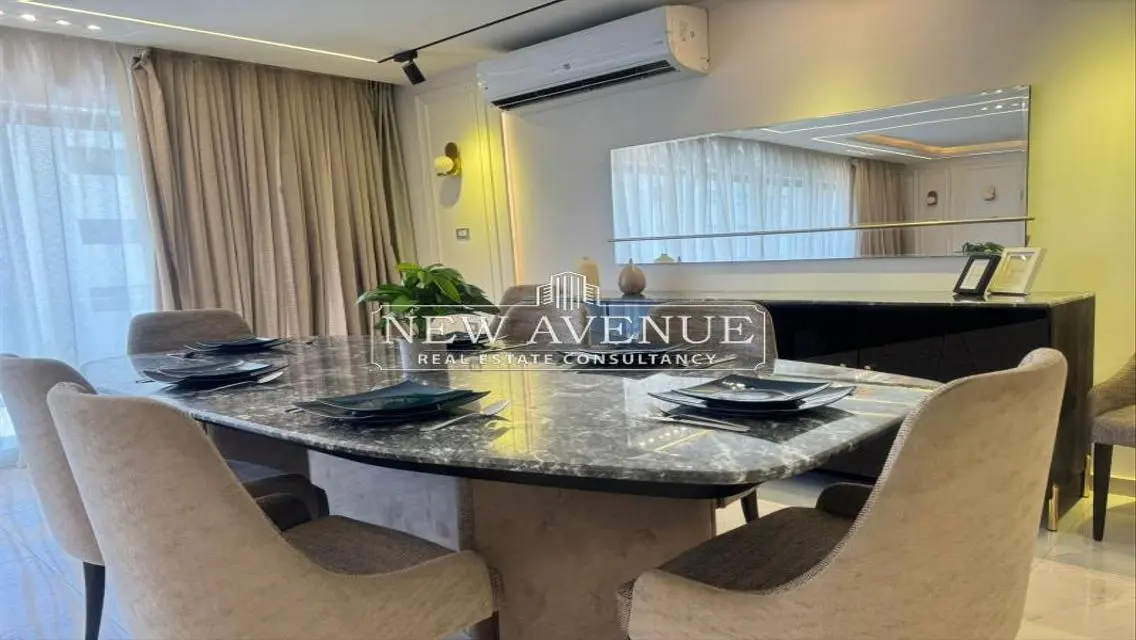 Luxurious 3-Bedroom Apartment in the Heart of the City