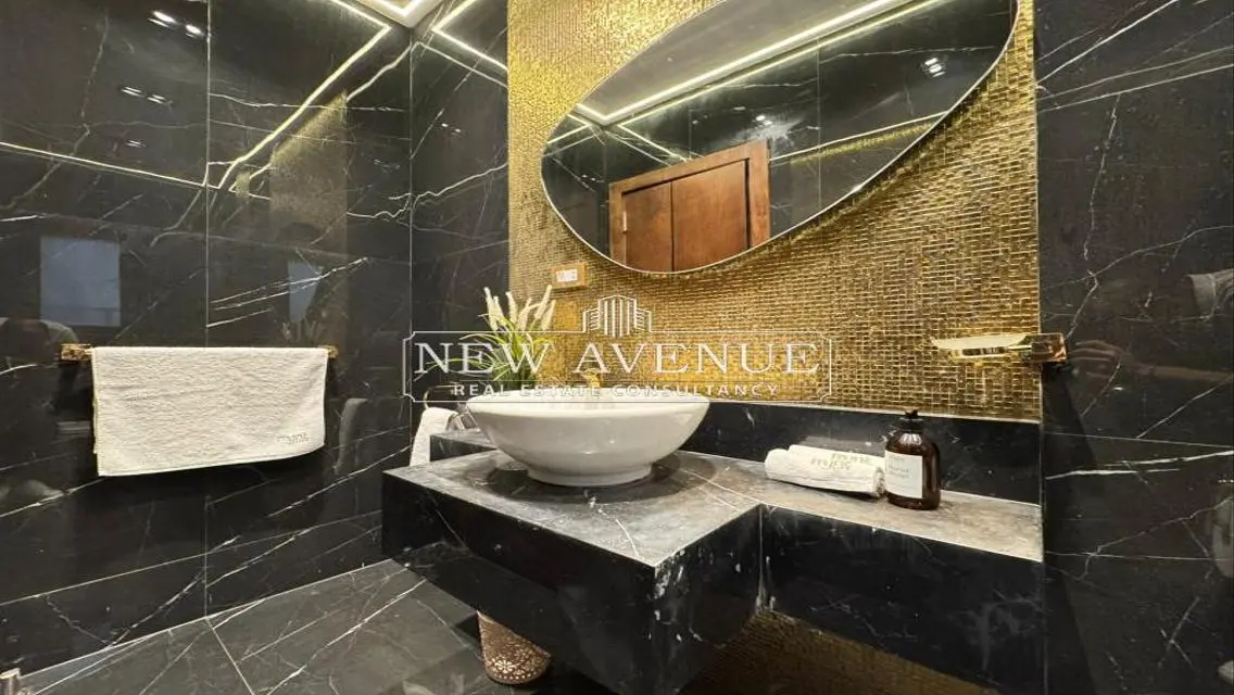 Luxurious 3-Bedroom Apartment in the Heart of the City