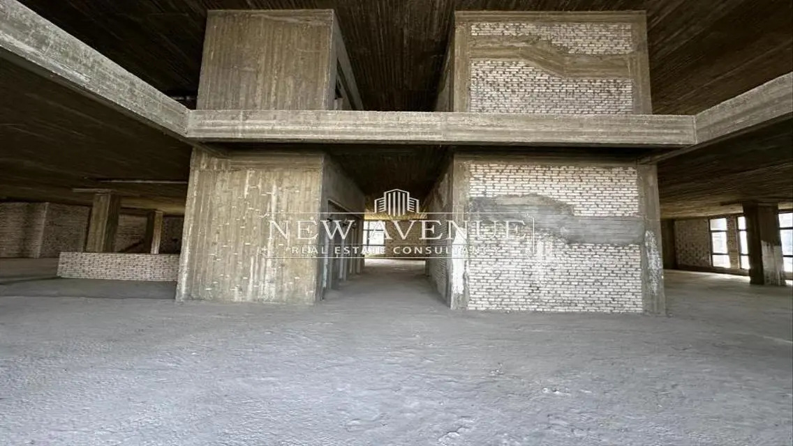 Admin Office for rent at District 5 New Cairo