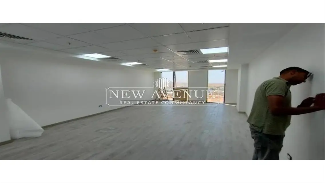 Finished Office for rent at Hyde park New Cairo