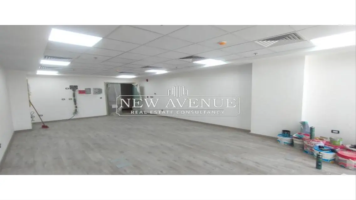 Finished Office for rent at Hyde park New Cairo