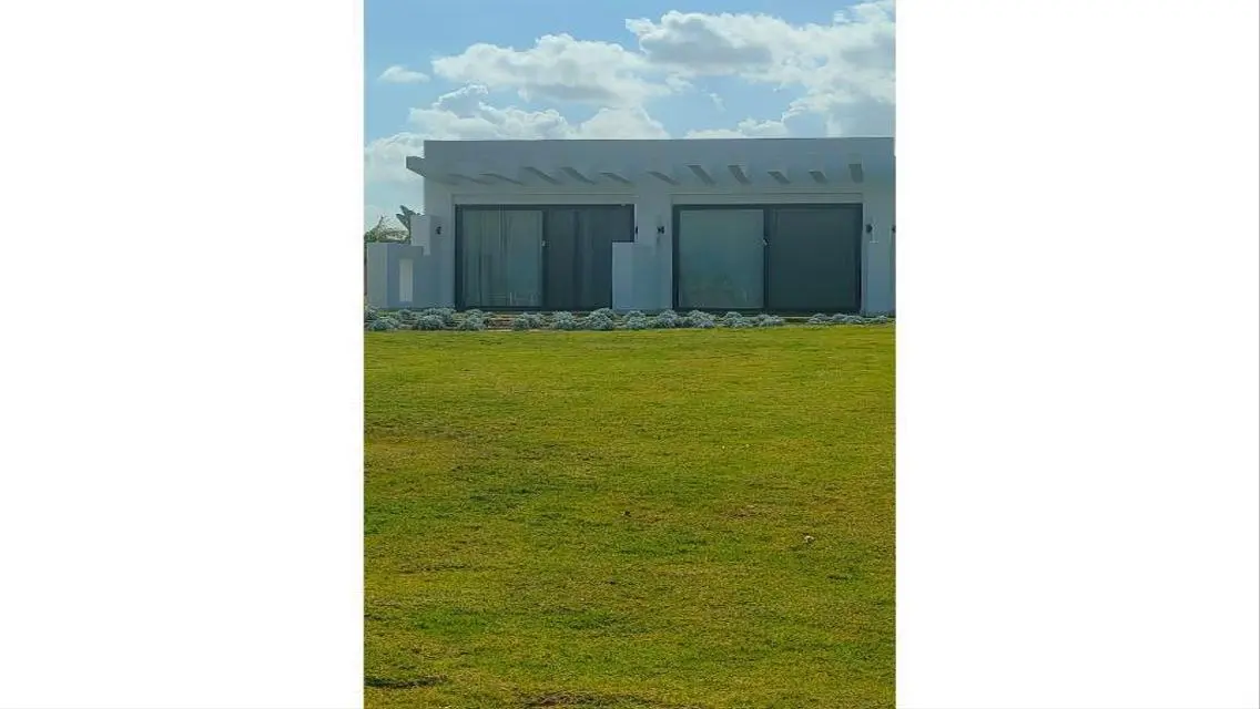 Chalet Seaview in D-bay north coast under market