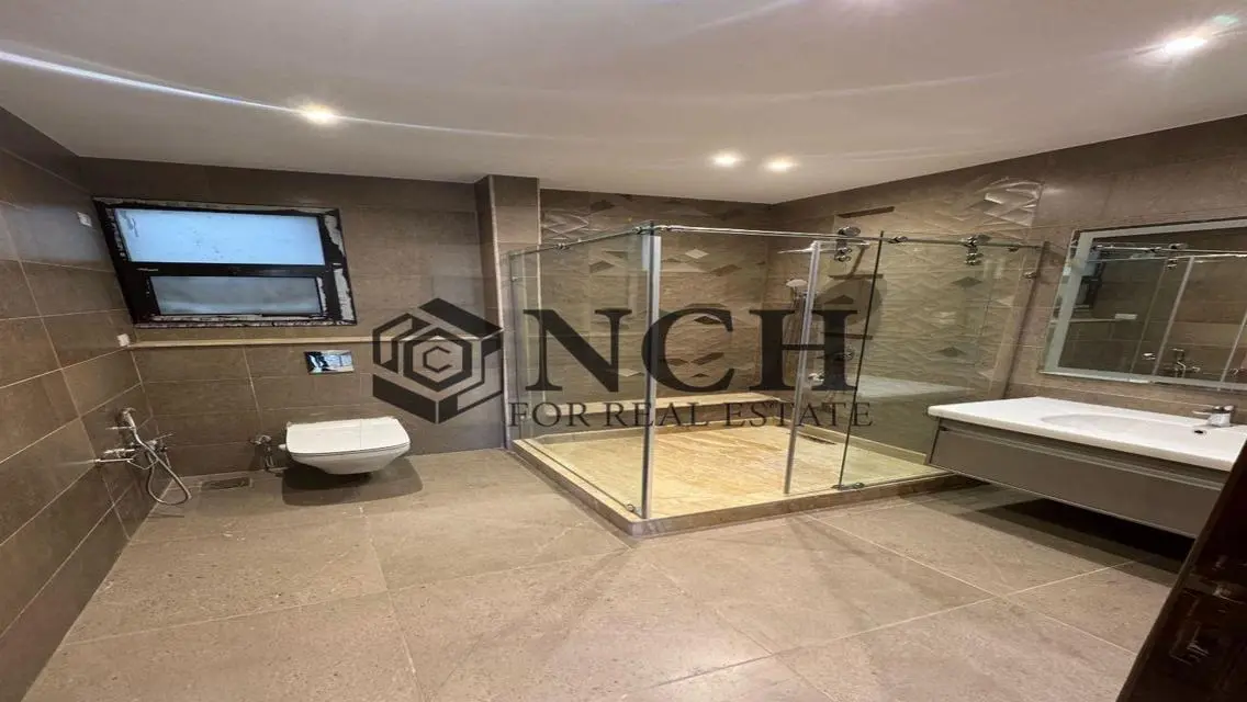 Apartment 216 SQM- Kitchen and ACs -RENT -Eastown